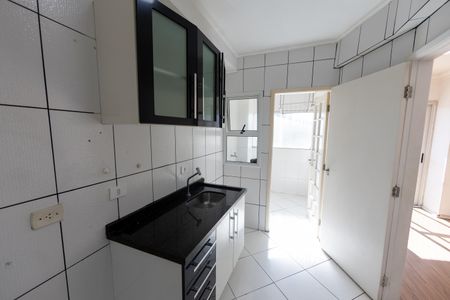 Cozinha de apartamento para alugar com 2 quartos, 59m² em Jardim Sao Luiz, Barueri