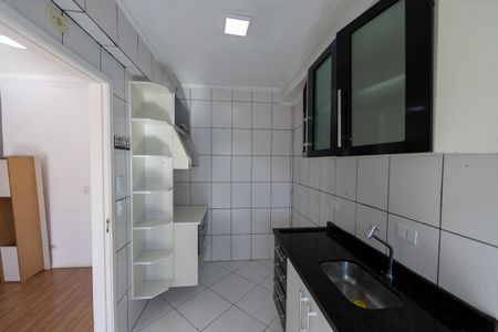 Cozinha de apartamento para alugar com 2 quartos, 59m² em Jardim Sao Luiz, Barueri