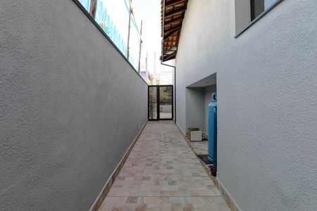 Casa de condomínio para alugar com 275m², 3 quartos e 2 vagasCorredor de Serviço