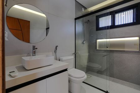 Casa de condomínio para alugar com 275m², 3 quartos e 2 vagasBanheiro - Quarto 3 - Suíte