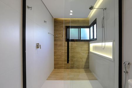 Casa de condomínio para alugar com 275m², 3 quartos e 2 vagasBanheiro - Quarto 1 - Suíte