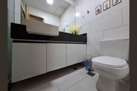 Banheiro  de apartamento para alugar com 1 quarto, 50m² em Centro, Rio de Janeiro