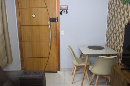 Apartamento para alugar com 45m², 2 quartos e 1 vagaSala