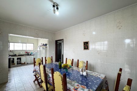 Casa à venda com 300m², 4 quartos e 3 vagasCopa