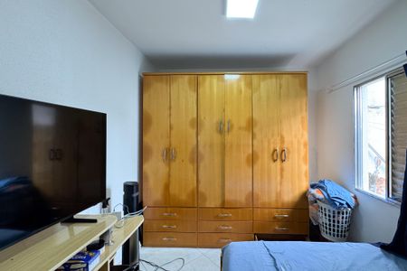 Casa à venda com 300m², 4 quartos e 3 vagasQuarto - Edícula 