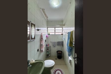 Casa à venda com 300m², 4 quartos e 3 vagasBanheiro Social 1