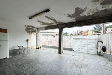 Casa à venda com 300m², 4 quartos e 3 vagasGaragem