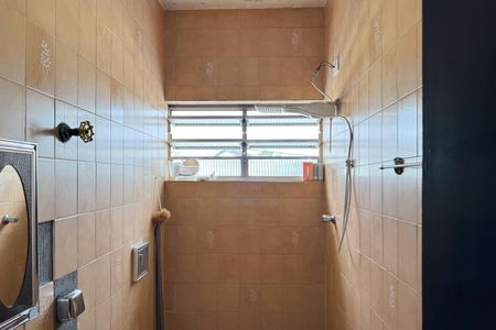 Casa à venda com 300m², 4 quartos e 3 vagasBanheiro Social 2