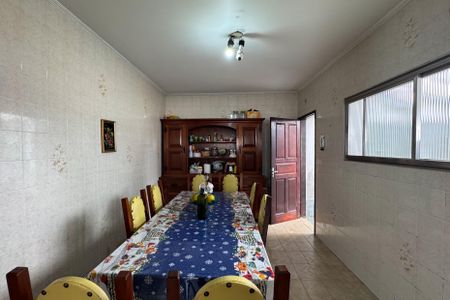 Casa à venda com 300m², 4 quartos e 3 vagasCopa