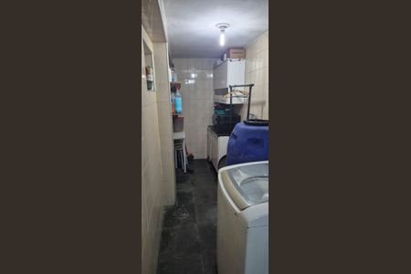 Casa à venda com 206m², 3 quartos e 2 vagasÁrea de Serviço