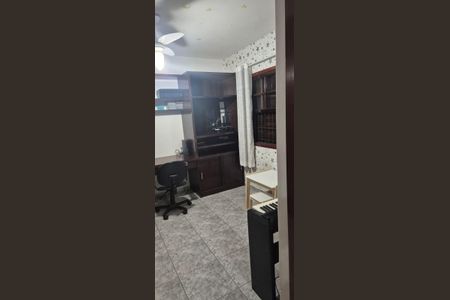 Casa à venda com 206m², 3 quartos e 2 vagasQuarto