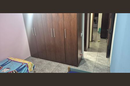 Casa à venda com 206m², 3 quartos e 2 vagasQuarto