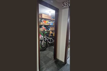 Casa à venda com 206m², 3 quartos e 2 vagasÁrea de serviço