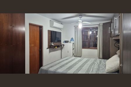 Casa à venda com 206m², 3 quartos e 2 vagasQuarto 