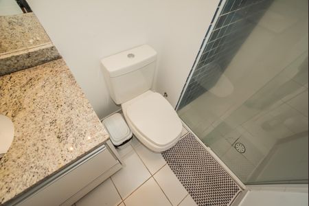 Apartamento à venda com 64m², 2 quartos e 1 vaga Apartamento à venda com 64m², 2 quartos e 1 vagaBanheiro da Suíte