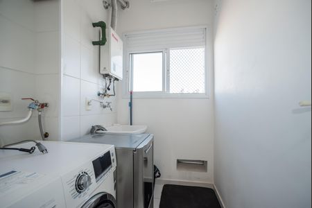 Apartamento à venda com 64m², 2 quartos e 1 vaga Apartamento à venda com 64m², 2 quartos e 1 vagaÁrea de Serviço