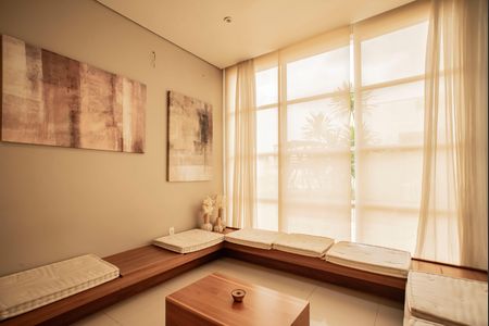 Apartamento à venda com 64m², 2 quartos e 1 vaga Apartamento à venda com 64m², 2 quartos e 1 vagaÁrea comum - Salão de festas