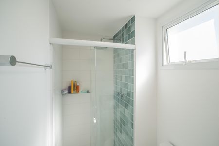 Apartamento à venda com 64m², 2 quartos e 1 vaga Apartamento à venda com 64m², 2 quartos e 1 vagaBanheiro