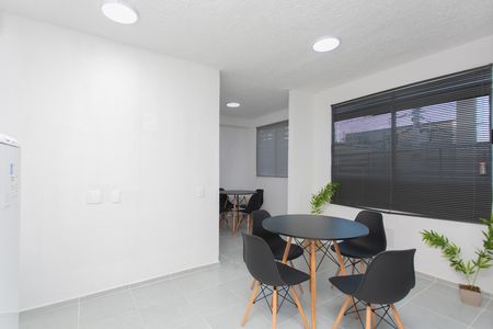 Apartamento para alugar com 41m², 2 quartos e sem vaga Apartamento para alugar com 41m², 2 quartos e sem vagaSalão de Festas