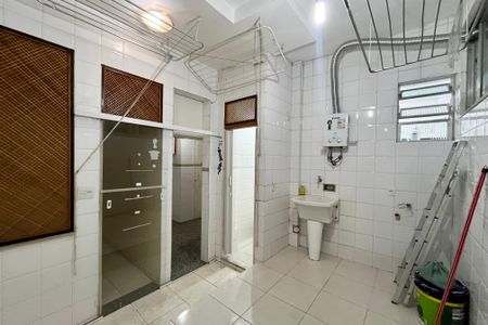 Apartamento para alugar com 2225m², 2 quartos e 1 vagaÁrea de Serviço