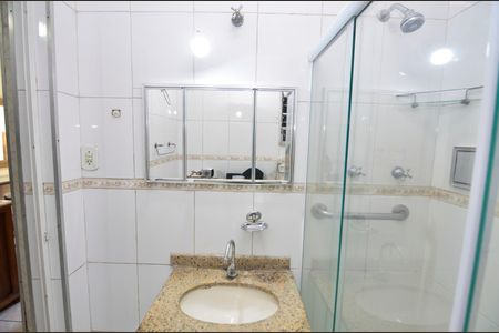 Apartamento para alugar com 50m², 1 quarto e sem vagaBanheiro