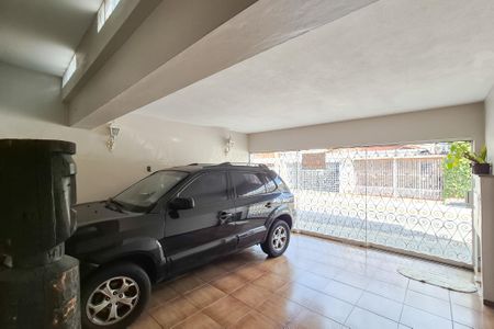 Garagem de casa à venda com 3 quartos, 200m² em Paulicéia, São Bernardo do Campo