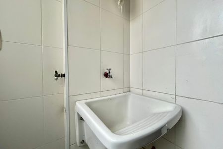 Apartamento à venda com 61m², 3 quartos e 1 vagaÁrea de Serviço