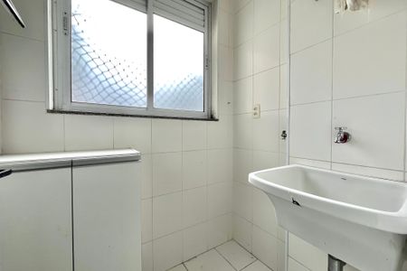 Apartamento à venda com 61m², 3 quartos e 1 vagaÁrea de Serviço