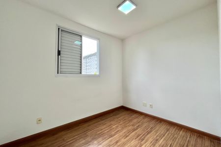 Apartamento à venda com 61m², 3 quartos e 1 vagaQuarto 2