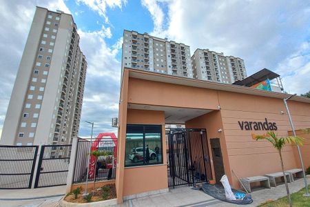 Apartamento para alugar com 49m², 2 quartos e 1 vagaFachada e Portaria