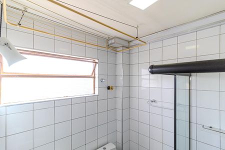 Banheiro de kitnet/studio para alugar com 1 quarto, 32m² em Centro Histórico de São Paulo, São Paulo