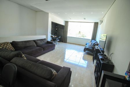 Casa à venda com 4 quartos, 341m² em Mooca, São Paulo