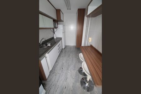 Apartamento para alugar com 64m², 2 quartos e 1 vagaCozinha