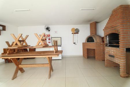 Apartamento para alugar com 64m², 2 quartos e 1 vagaÁrea comum - Churrasqueira