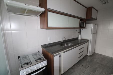 Apartamento para alugar com 64m², 2 quartos e 1 vagaCozinha