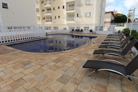 Apartamento para alugar com 64m², 2 quartos e 1 vagaÁrea comum - Piscina