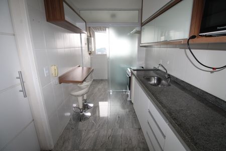 Apartamento para alugar com 64m², 2 quartos e 1 vagaCozinha