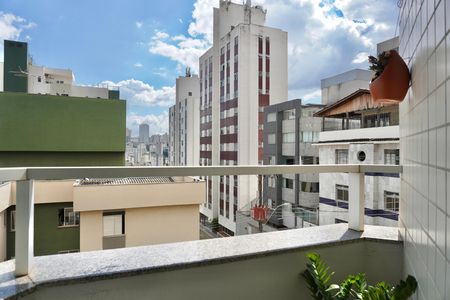 Apartamento para alugar com 95m², 3 quartos e 2 vagas Apartamento para alugar com 95m², 3 quartos e 2 vagasVaranda da Sala