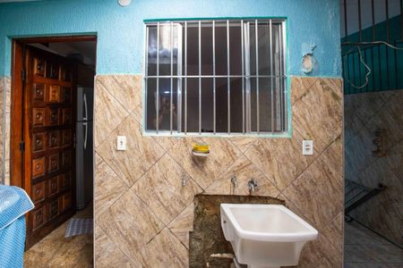 Casa à venda com 100m², 3 quartos e 2 vagasÁrea de Serviço Casa 1