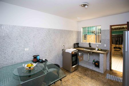 Casa à venda com 100m², 3 quartos e 2 vagasCozinha Casa 1