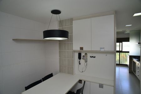 Apartamento para alugar com 150m², 4 quartos e 2 vagasCozinha