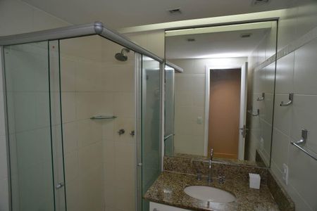 Apartamento para alugar com 150m², 4 quartos e 2 vagasBanheiro Social