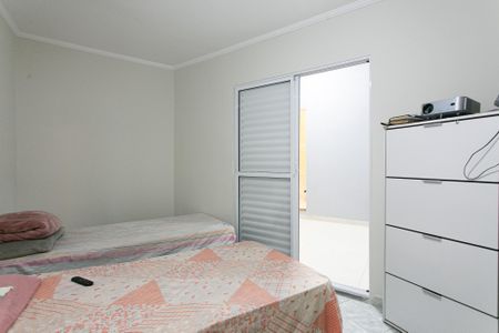 Casa à venda com 300m², 3 quartos e 3 vagasCasa 1 - Quarto 2