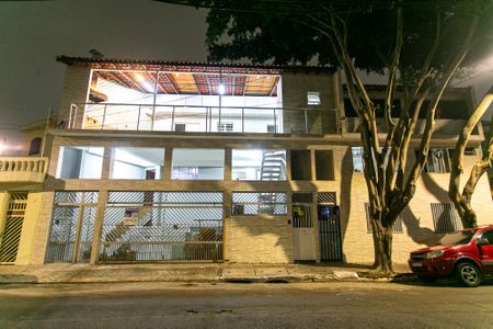 Casa à venda com 300m², 3 quartos e 3 vagasFachada