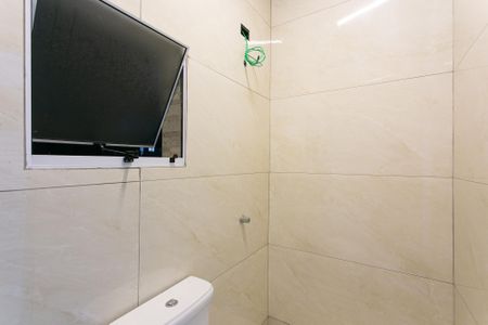 Casa à venda com 300m², 3 quartos e 3 vagasCasa 1 - Banheiro de Serviço
