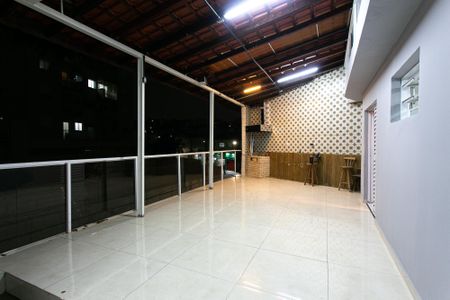 Casa à venda com 300m², 3 quartos e 3 vagasCasa 1 - Varanda gourmet