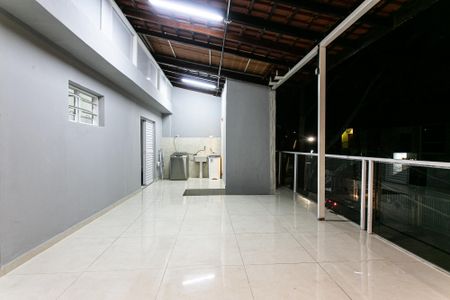 Casa à venda com 300m², 3 quartos e 3 vagasCasa 1 - Varanda gourmet