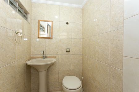 Casa à venda com 300m², 3 quartos e 3 vagasCasa 2 - Banheiro