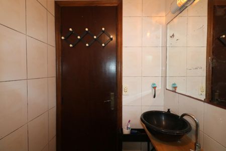 Apartamento à venda com 83m², 2 quartos e 1 vaga Apartamento à venda com 83m², 2 quartos e 1 vagaBanheiro da Suíte