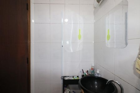 Apartamento à venda com 83m², 2 quartos e 1 vaga Apartamento à venda com 83m², 2 quartos e 1 vagaBanheiro Social
